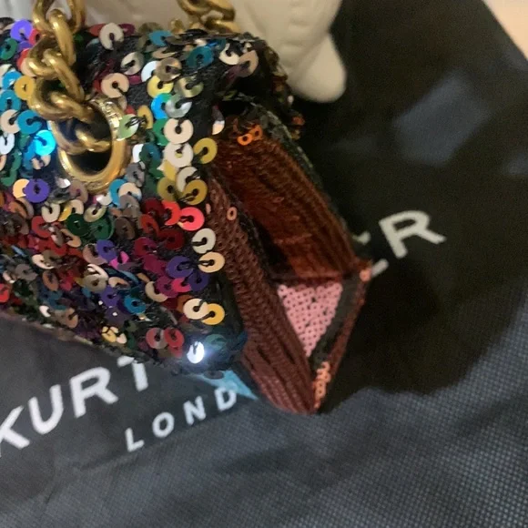 Kurt Geiger London Mini Kensington Sequin Crossbody Bag
KURT GEIGER LONDON - Picture 12 of 15